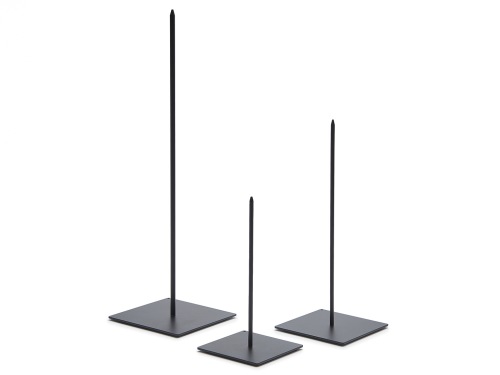 Staander 9x9 cm piek van 30 cm zwart